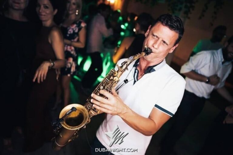 french-saxophonist-in-dubai