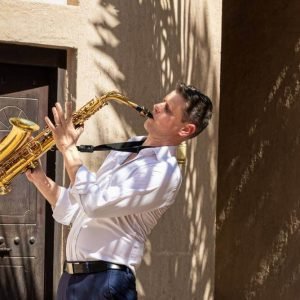 Joueur de saxophone à Dubai